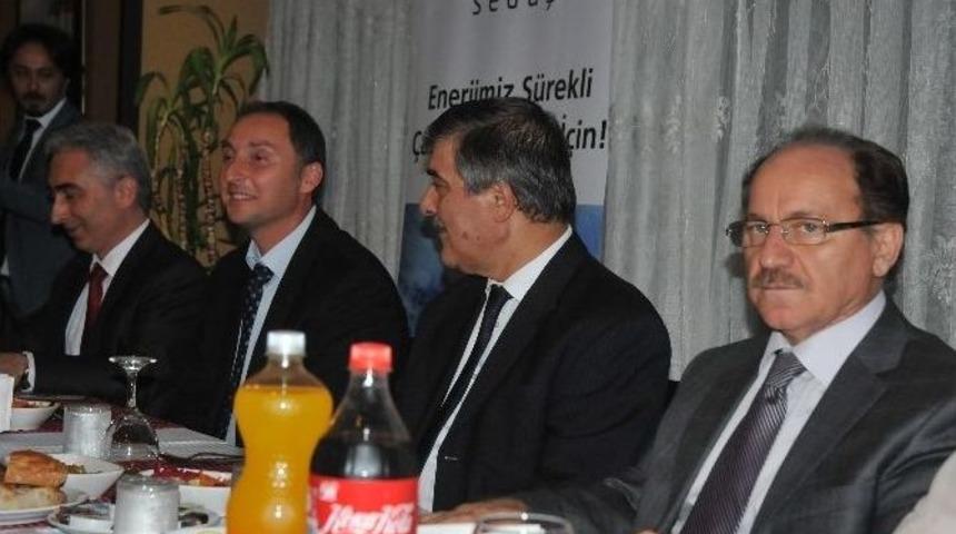 Ak&ccedil;akoca'da Enerji Hattı Yer Altına Alınacak