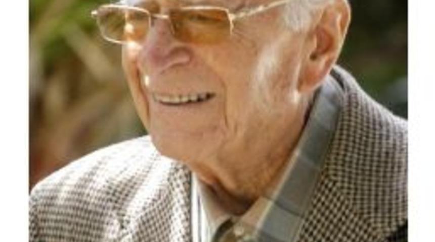 Kadık&ouml;y Tarihine Işık Tutan M&uuml;fid Ekdal Hayatını Kaybetti