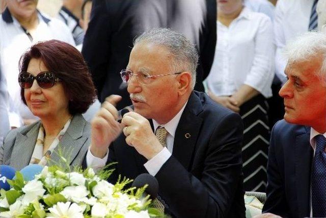 Cumhurbaşkanı Adayı İhsanoğlu'ndan Montaj Tepkisi