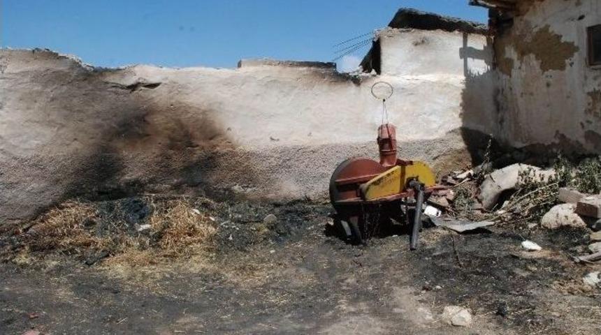 Afyonkarahisar&rsquo;daki Samanlık Yangını