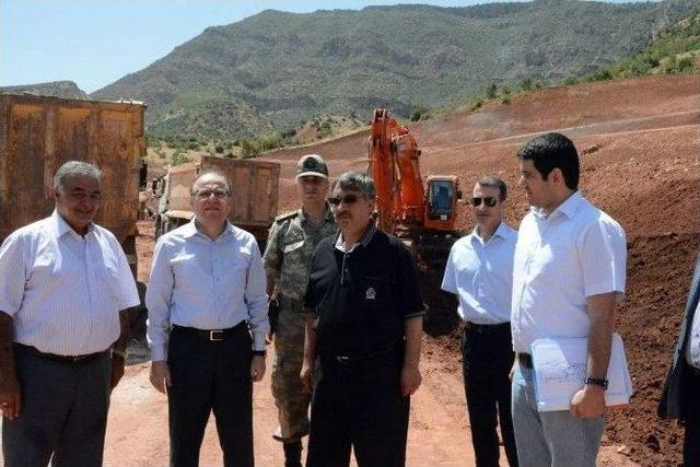 Vali Tutulmaz Siirt-eruh-şırnak Karayolunda İncelemede Bulundu