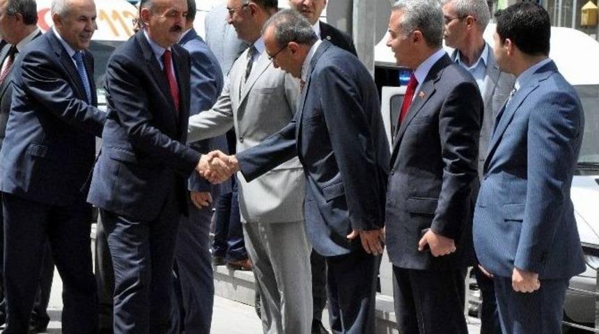 Bakan M&uuml;ezzinoğlu Gaziantep&rsquo;te