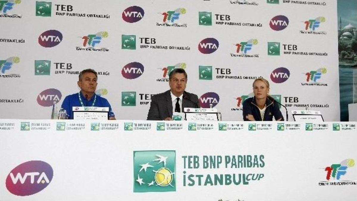Esma Sultan Yalısı&rsquo;nda Woznıackı R&uuml;zgarı