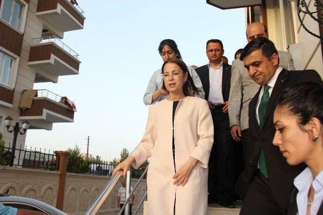 Bakan İslam dan &Ccedil;ocuk Yaşta Evlilik Uyarısı 2