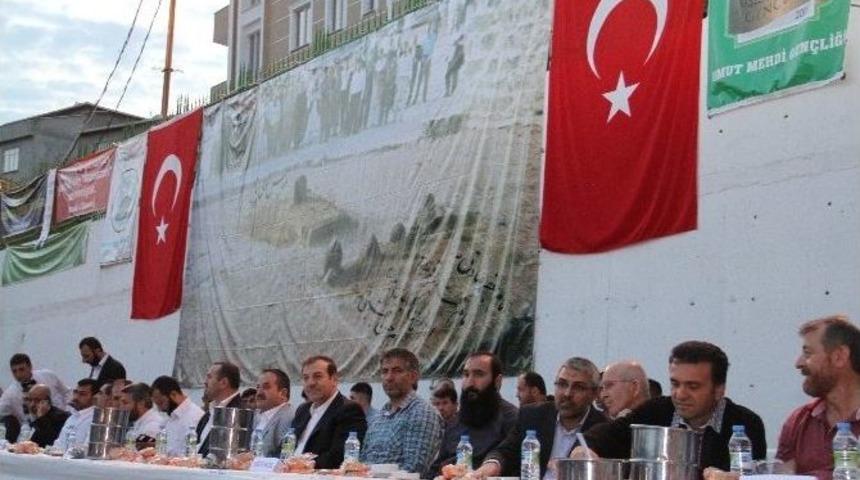 Caferiler, Esenyurt'ta Birlik Ve Beraberlik Mesajları Verdi