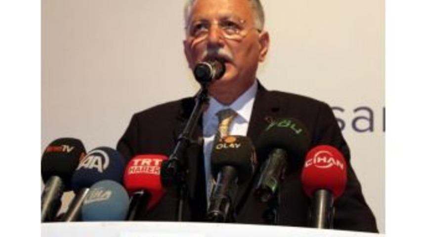 Muhalefetin '&ccedil;atı Aday'ı Ekmeleddin İhsanoğlu: