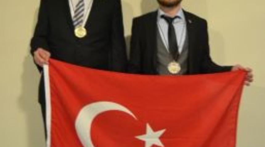 Yamanlar Koleji Matematikte D&uuml;nya Şampiyonu Oldu