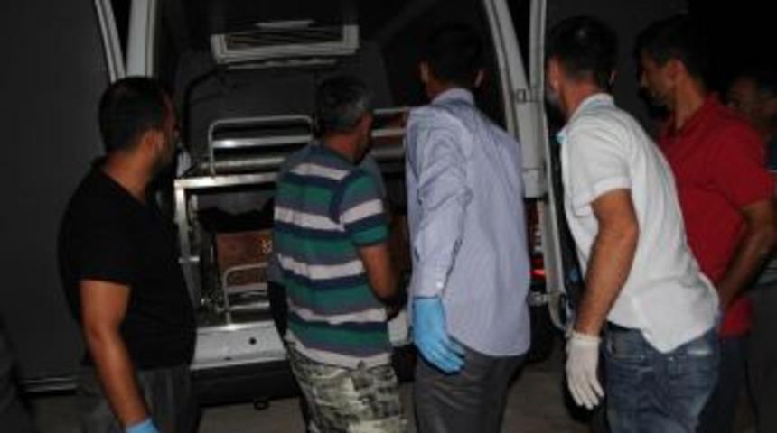 Yabancı Uyruklu Eski Eşini Vurup, Intihar Etti