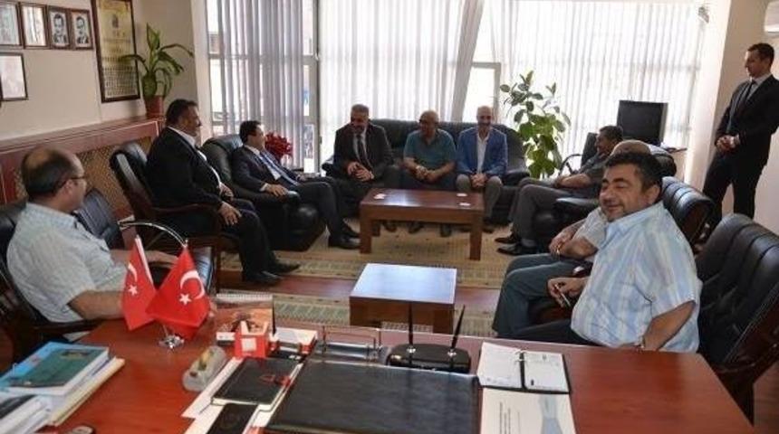 Vali Akdemir Esnaf Ve Sanatkarlar Odaları Birliğini Ziyaret Etti