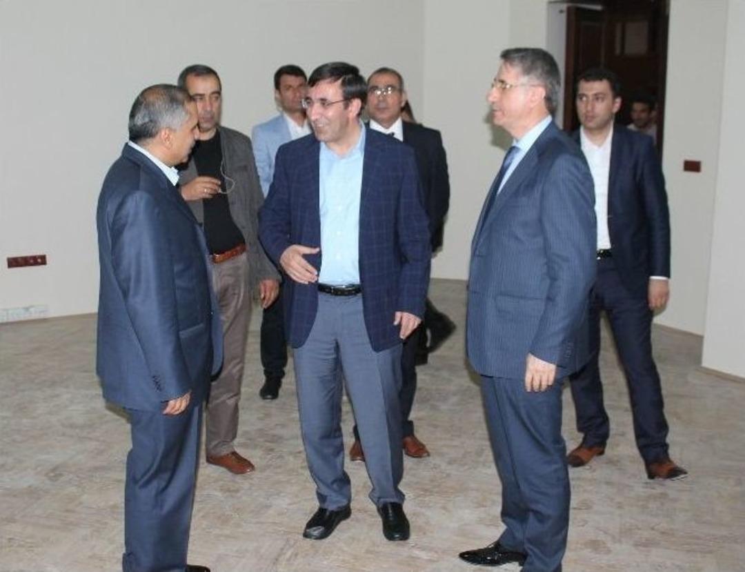 Kalkınma Bakanı Cevdet Yılmaz, Harput&rsquo;ta Ramazan Etkinliğine Katıldı