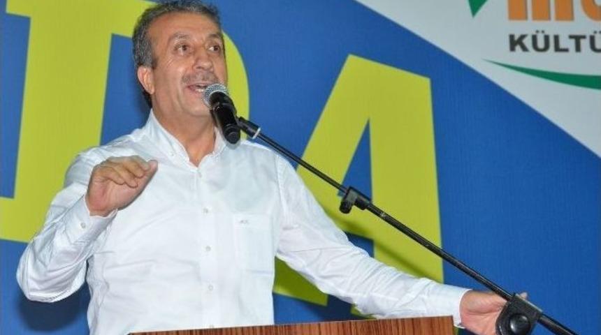 Bakan Eker, Tecde Mahallesi'nde Vatandaşlarla Bir Araya Geldi