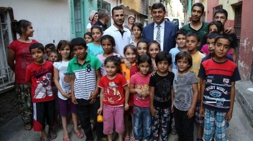 Şehitkamil Belediye Başkanı Rıdvan Fadıloğlu Aydınlar Ve G&ouml;ll&uuml;ce Mahallesini Ziyaret Etti