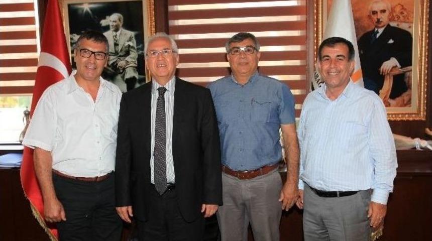 Karabağlar Belediye Başkanı Muhittin Selvitopu: