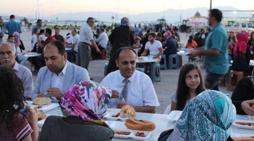 Beyşehir&rsquo;de Yetimler Kardeşlik İftarında Buluştu