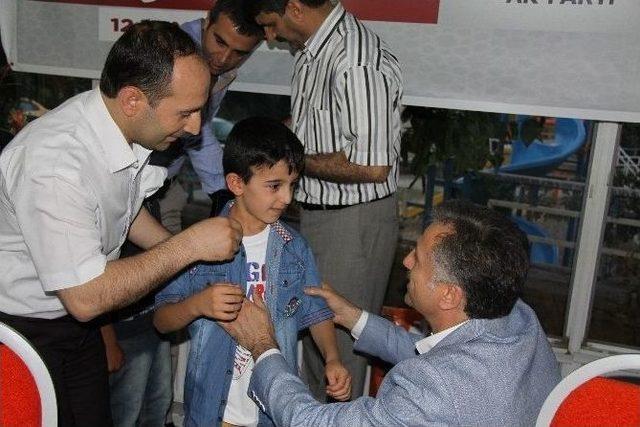 Yetimler İftar Programında Bir Araya Geldi 1