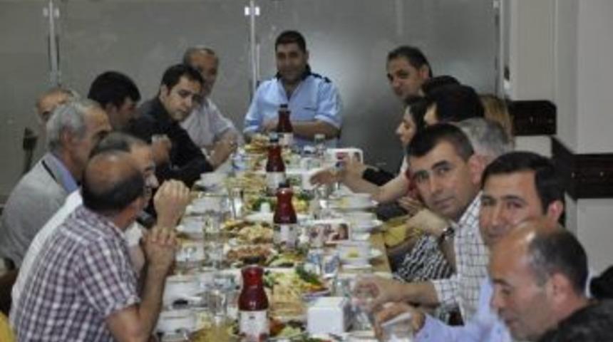 G&uuml;r&uuml;n&rsquo;de Kredi Ve Kefalet Kooperatifi &Uuml;yeleri İftarda Buluştu