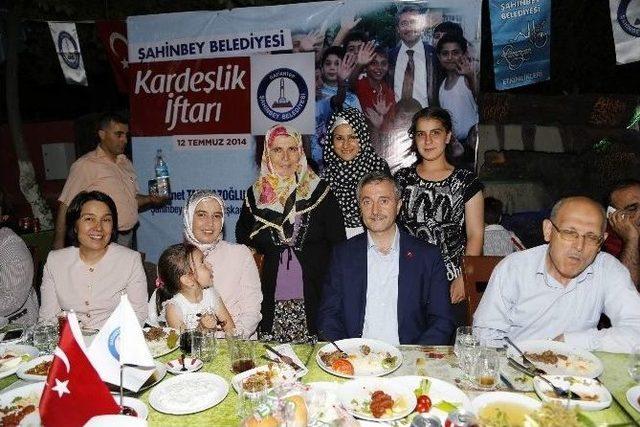 Kardeşlik İftarı