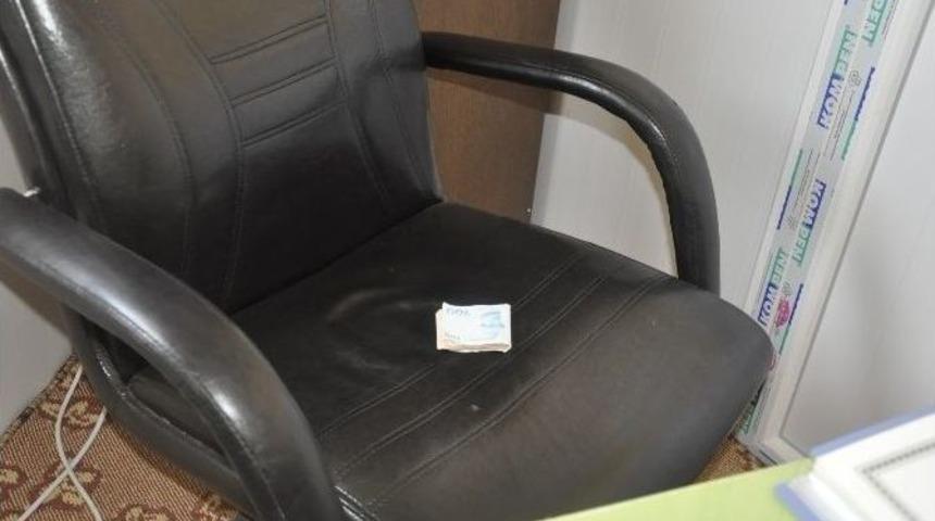 Hırsızlar Camiye Girerek Yardım İ&ccedil;in Toplanan Paraları &Ccedil;aldı