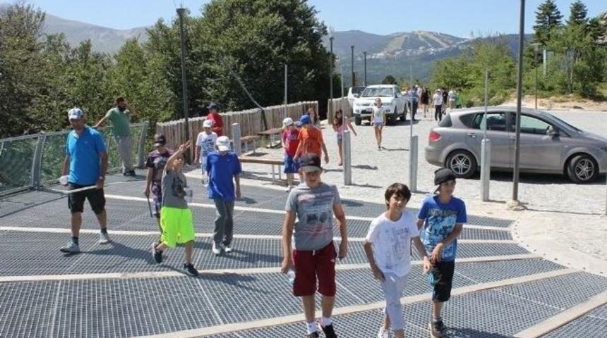 Gen&ccedil; &Ouml;ğrencilerin, Uludağ Keyfi