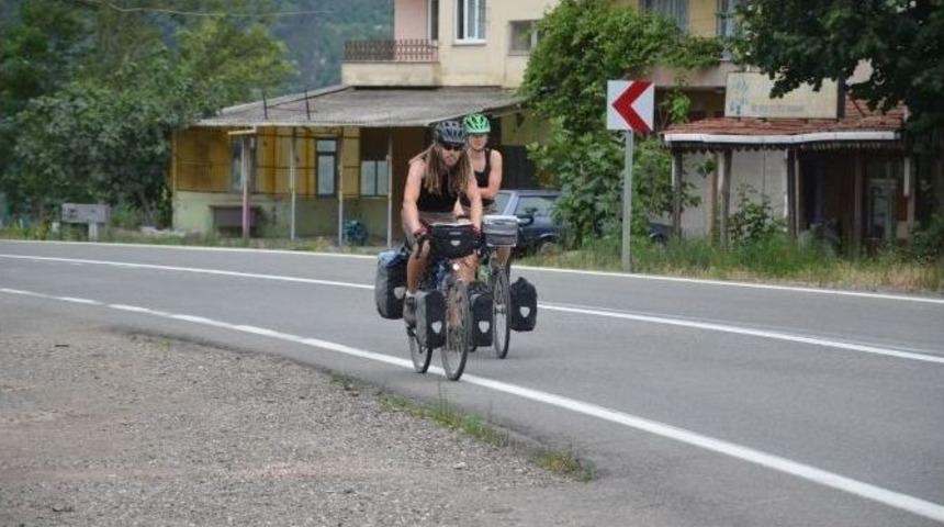 Yabancı Bisiklet&ccedil;iler Karadeniz&rsquo;e Hayran Kaldı