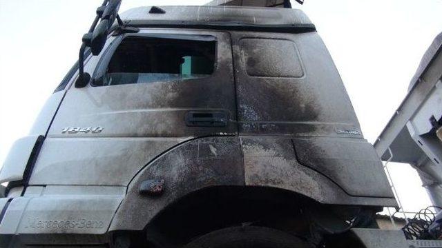 Akaryakıt Deposunda Yangın &Ccedil;ıktı: İki Yaralı 2