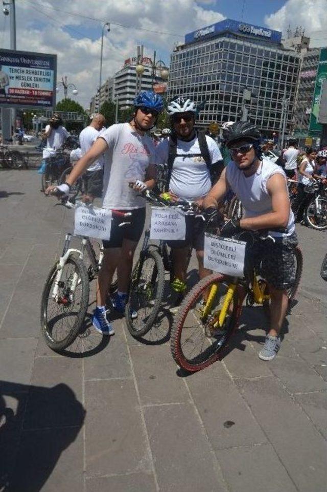 Bisiklet&ccedil;iler Berk İ&ccedil;in Pedal &Ccedil;evirdi 1