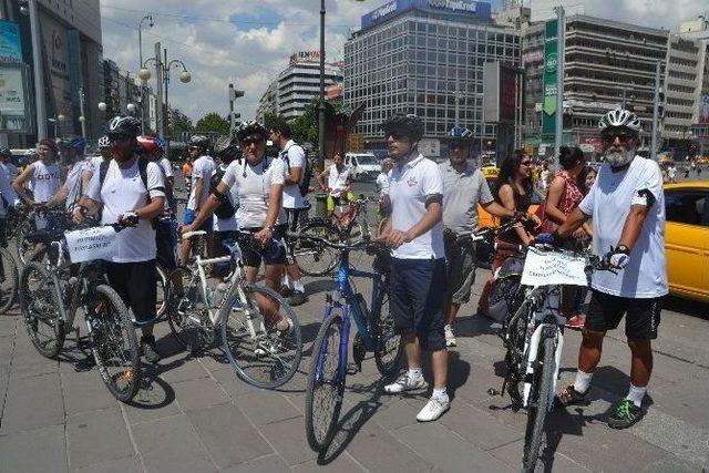 Bisiklet&ccedil;iler Berk İ&ccedil;in Pedal &Ccedil;evirdi 2