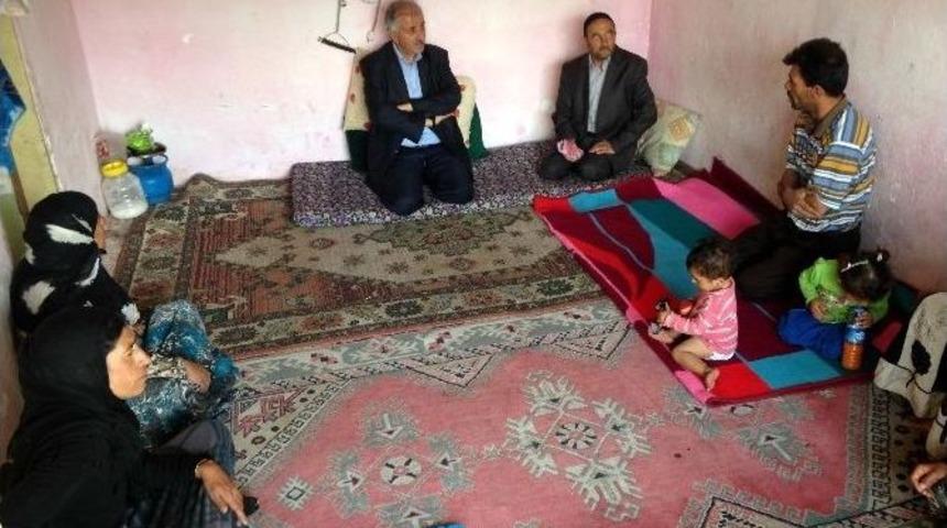 M&uuml;ft&uuml; Duman Suriyeli Aile İle İftar A&ccedil;tı