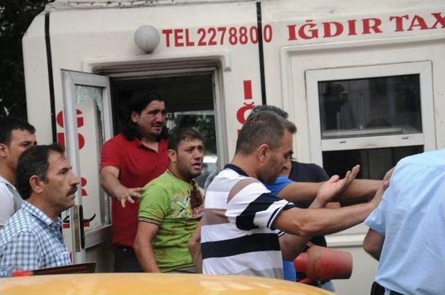 Iğdır&rsquo;da Satırlı Sopalı Kavga: 7 Yaralı 2