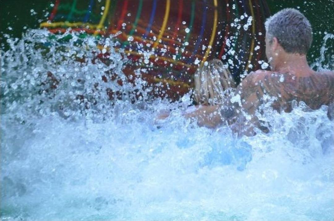 Sıcaktan Bunalan Plaja Ve Su Parkına Koştu