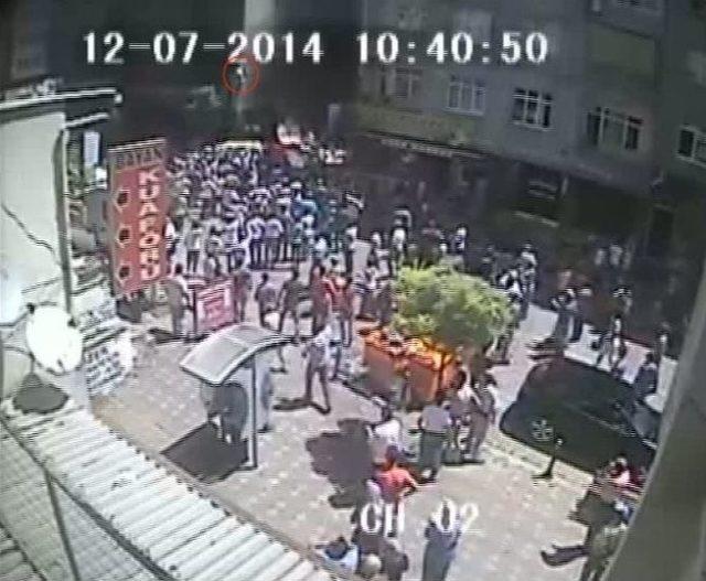 3 Kişinin &Ouml;ld&uuml;ğ&uuml; Patlama G&uuml;venlik Kamerasında 1