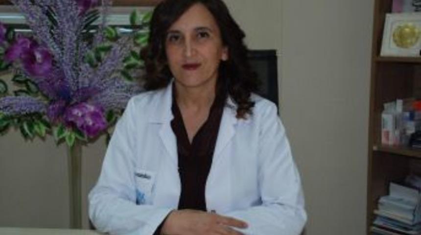 Dr. Bazoğlu: "gebelik D&ouml;neminde Beslenmeye Dikkat Etmeli"