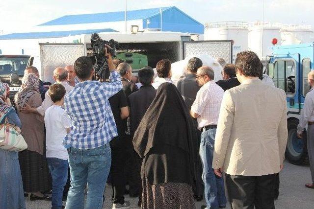 Zeytinburnu ndaki Patlamada &Ouml;len Tıp &Ouml;ğrencisi Erzurum&rsquo;a Getirildi 1