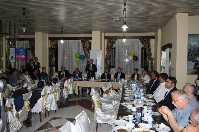 Bayburt Belediyesi Ve İhh’dan Kardeşlik İftarı 1