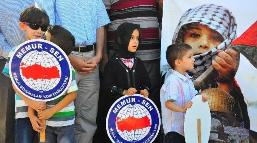 İsrail Saldırısında &Ouml;lenler İ&ccedil;in Manisa&rsquo;da Gıyabi Cenaze Namazı Kılındı