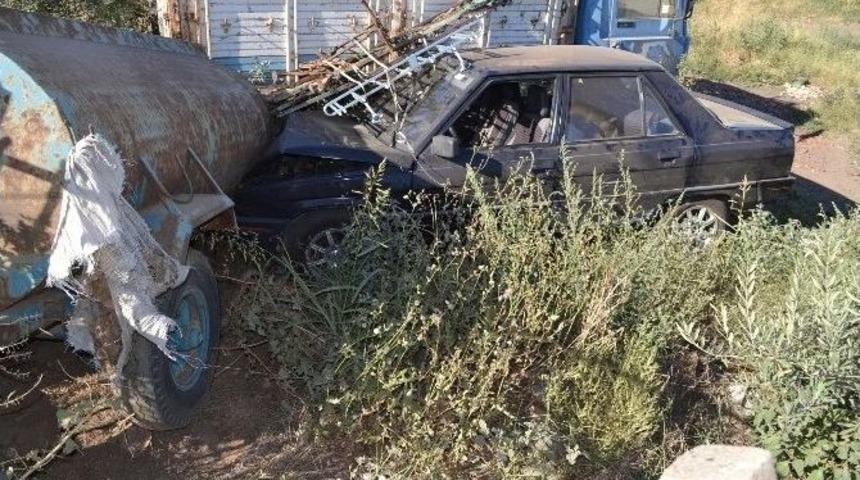 Turgutlu'da Trafik Kazası: 2 Yaralı