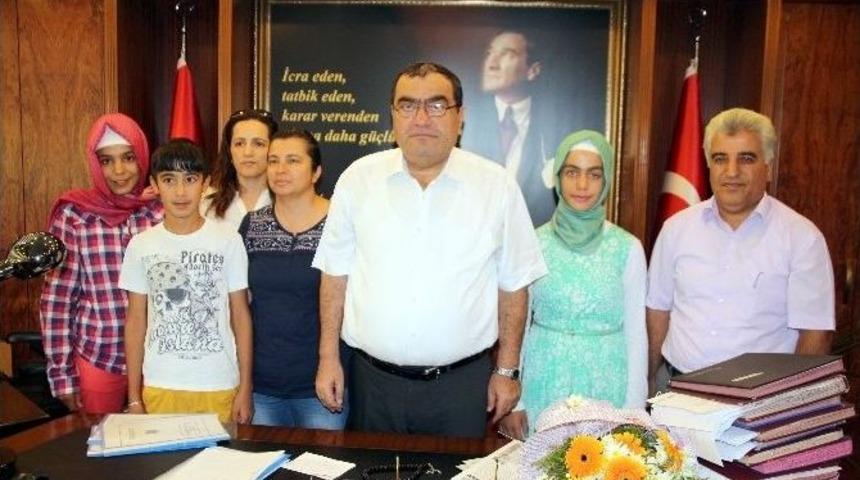Kaymakam Okur&rsquo;dan Karne Hediyesi