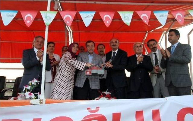 Kadıoğlu’nun İpsala’ya Yaptıracağı Caminin Temeli Atıldı