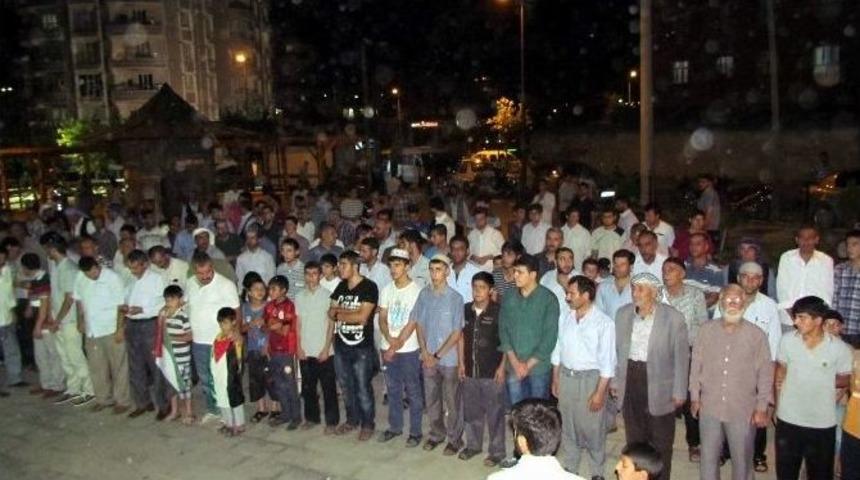 Siverek&rsquo;te Filistinli Şehitler İ&ccedil;in Gıyabi Cenaze Namazı