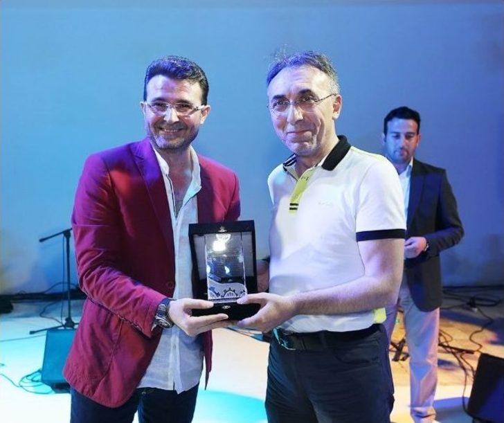 Açık Hava Sahnesi’nde Şiir Akşamı G5