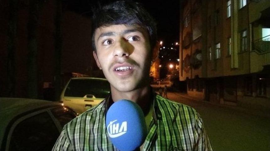 (özel Haber) Okul Harçlığı İçin Davul Çalıyor