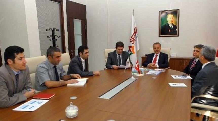 Vali &Ouml;zdemir, Serka&rsquo;yı Ziyaret Etti