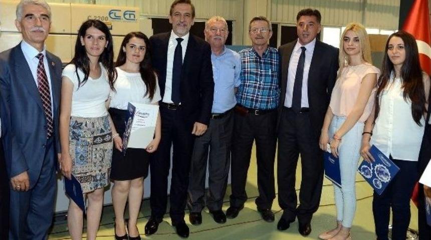 Kosovalı Modacılara Bursa'da Tasarım Eğitimi