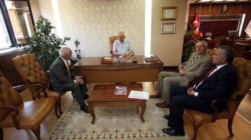 Kırşehirliler Vakfı&rsquo;ndan Yaşar&rsquo;a Ziyaret