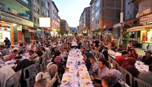 Başkan Gökçek Kızılcahamam’da İftar Yaptı