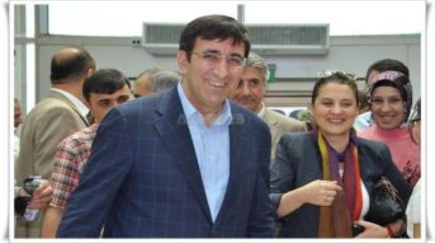 Kalkınma Bakanı Cevdet Yılmaz, Elazığ&rsquo;da