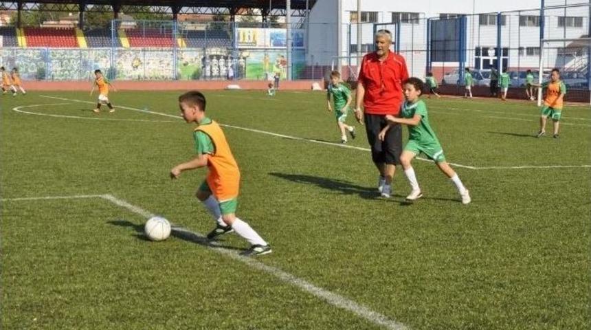 Gelecek Vadediyorlar