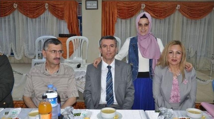 (&ouml;zel Haber) Şehit Eşi Davet Etti Vali Bektaş Kırmadı