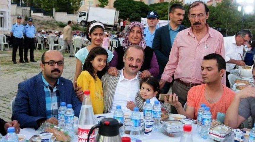 5 Mahalle, 2 İftar Sofrası