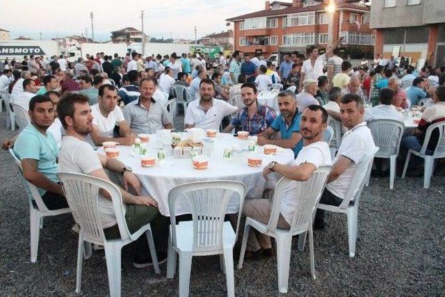 Hacıoğlu Mahallesi İkinci İftarında Buluştu 2